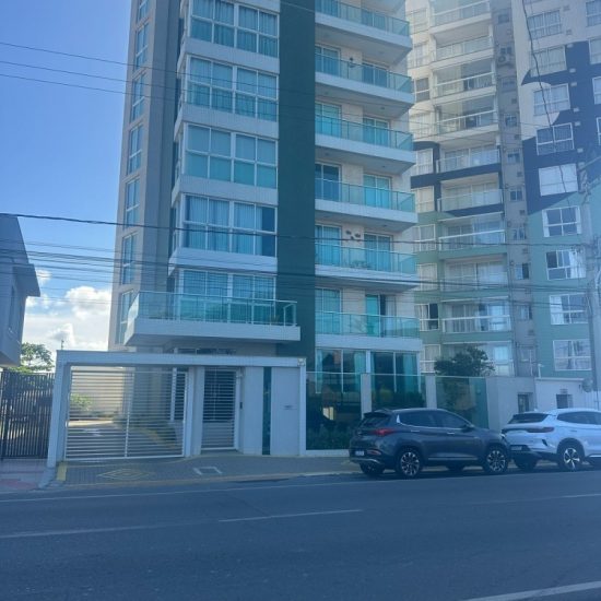 174162336046ap699-1-jpg_t